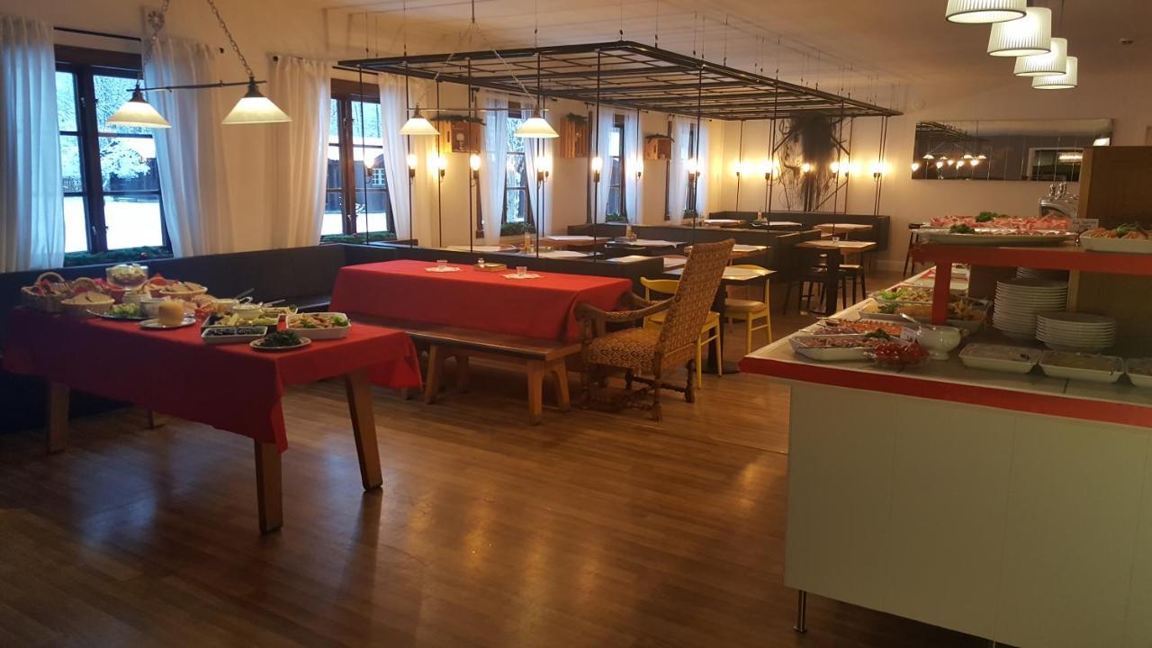 Rada Hotel Hagfors Exterior foto